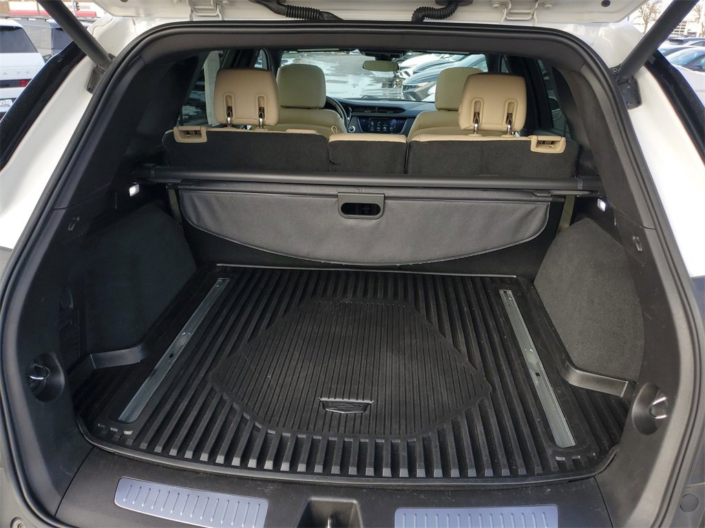 Used 2018 Cadillac XT5 Luxury w/ Driver Awareness Package image 23