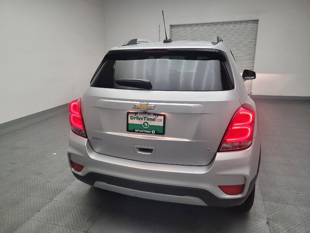 Used 2018 Chevrolet Trax LT w/ LT Convenience Package image 7