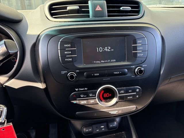 Used 2017 Kia Soul + image 19