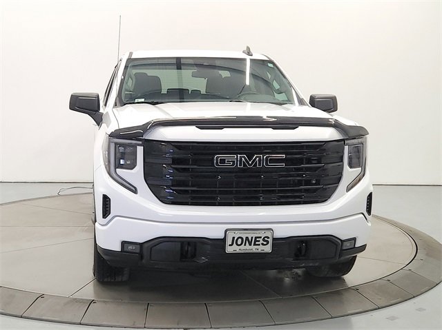 Used 2023 GMC Sierra 1500 Elevation image 2