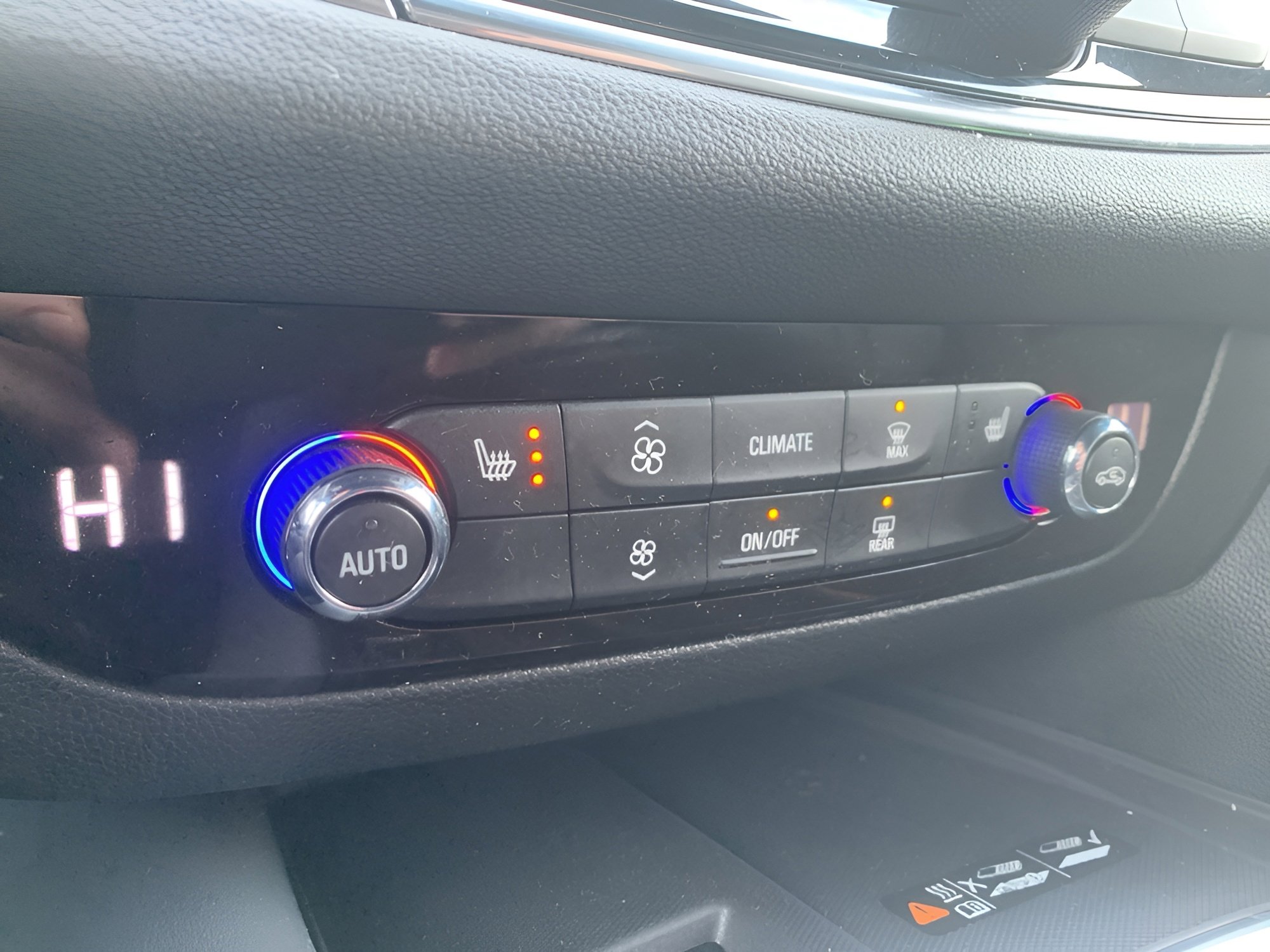 Used 2024 Buick Enclave Essence w/ Trailering Package, 5000 lbs. image 16