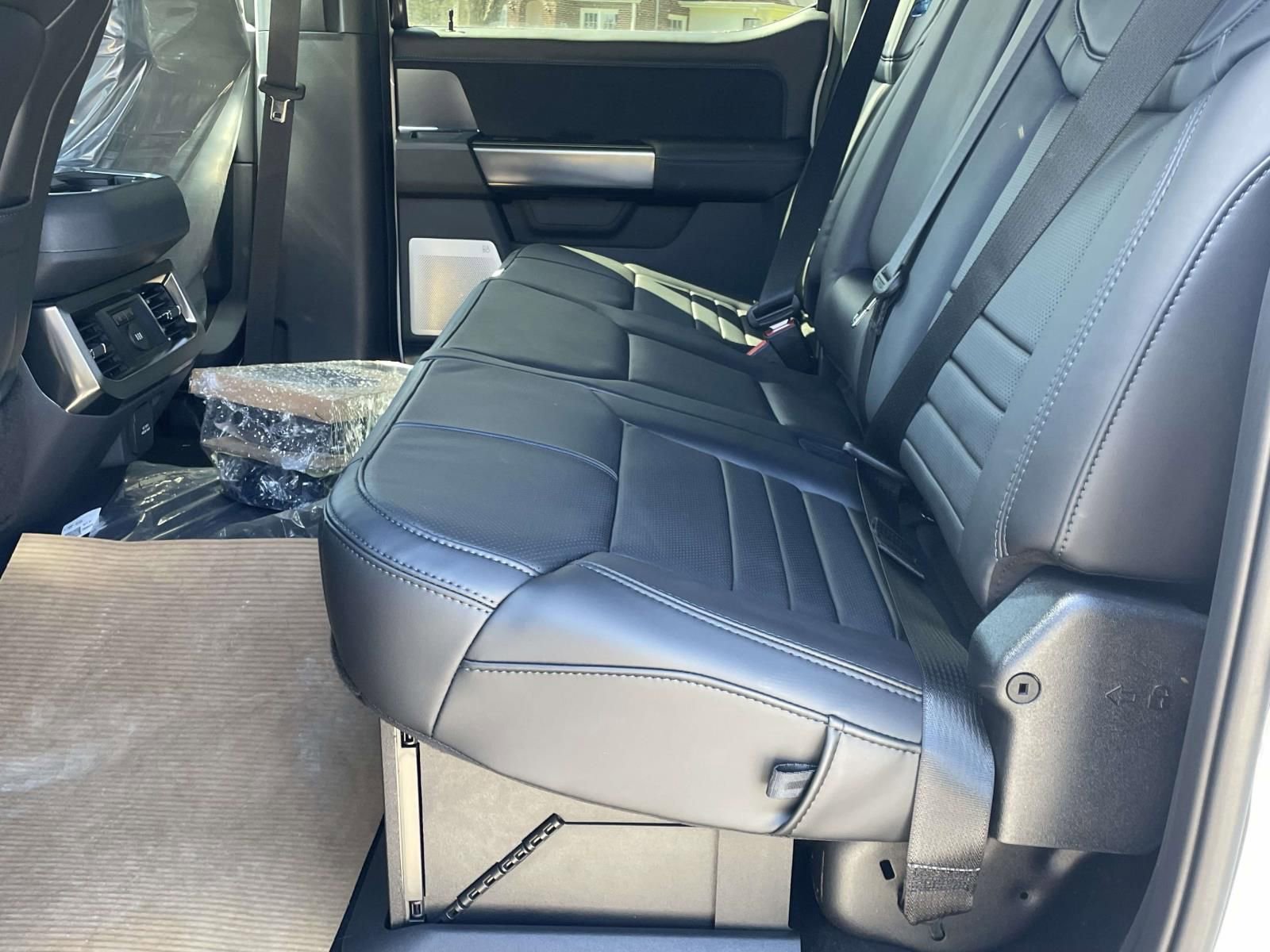 New 2026 Ford F250 Platinum image 8