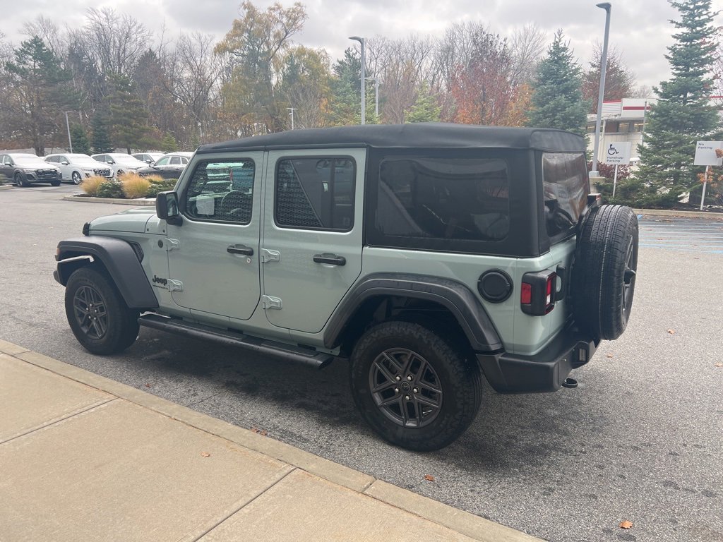 Used 2024 Jeep Wrangler Sport S image 43
