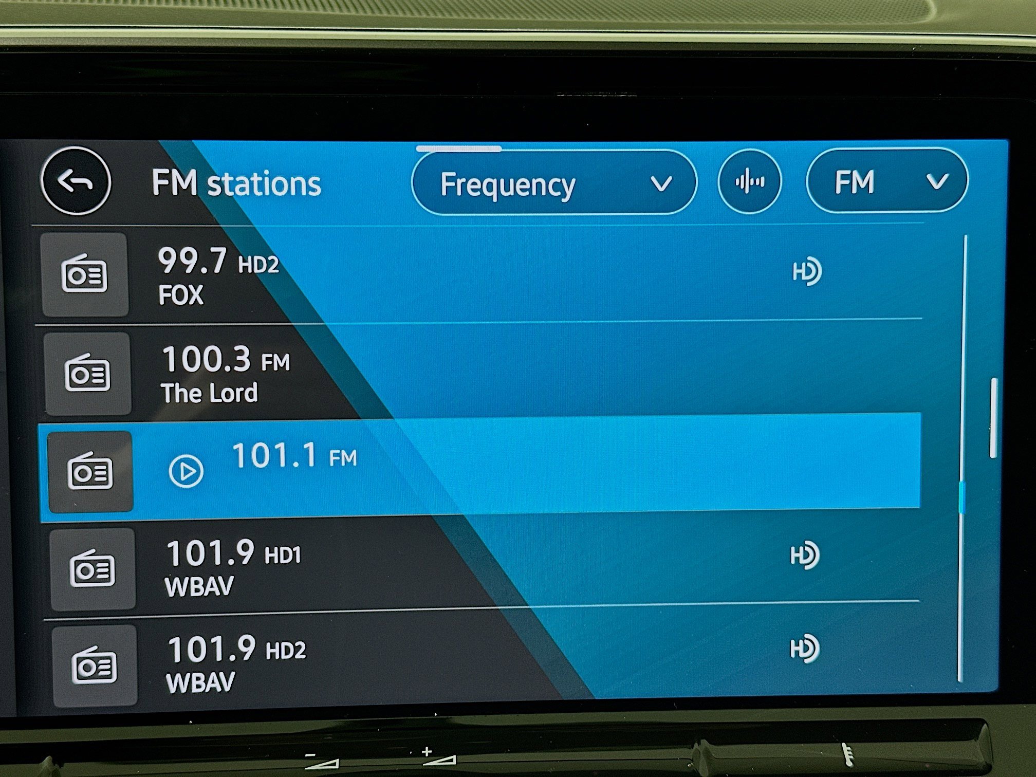 Used 2024 Volkswagen Atlas SE image 21