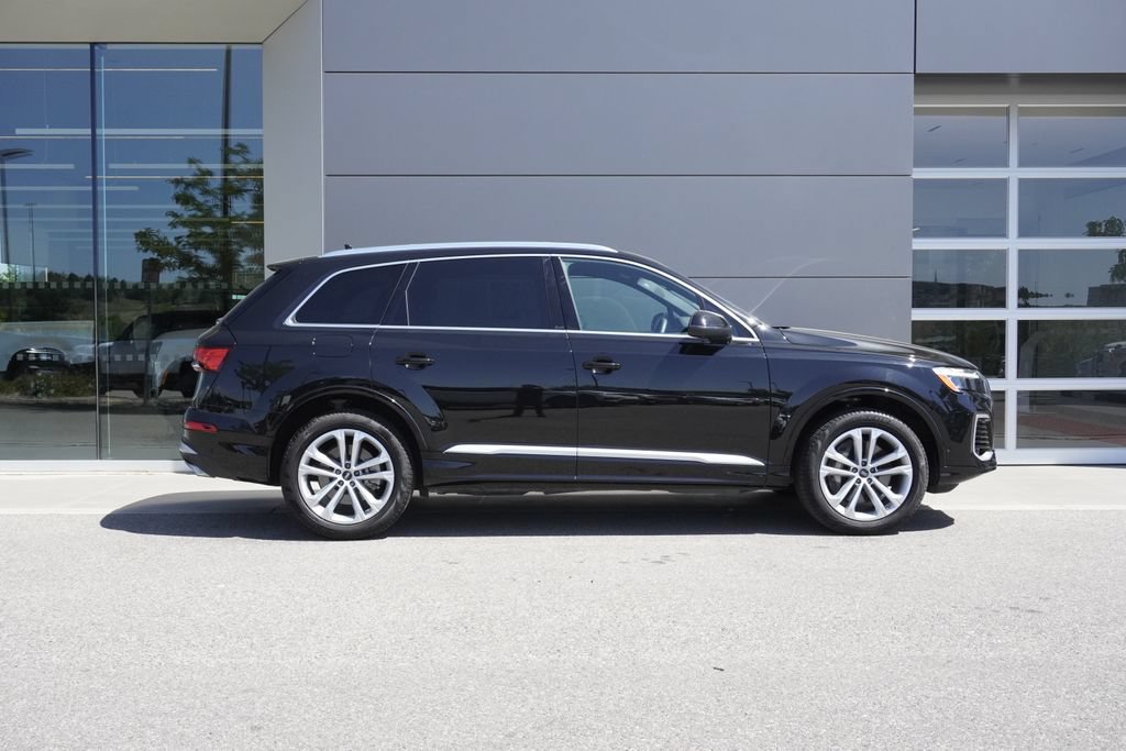 Used 2025 Audi Q7 3.0T Premium Plus AWD/4WD image 7