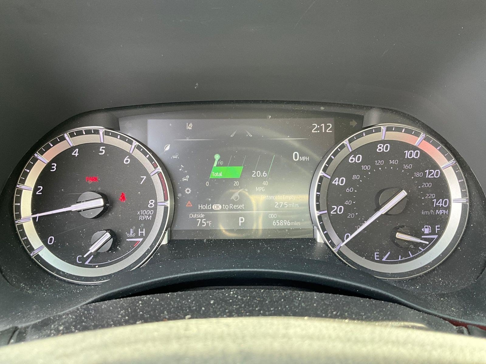 Used 2022 Toyota Highlander XLE AWD/4WD image 12