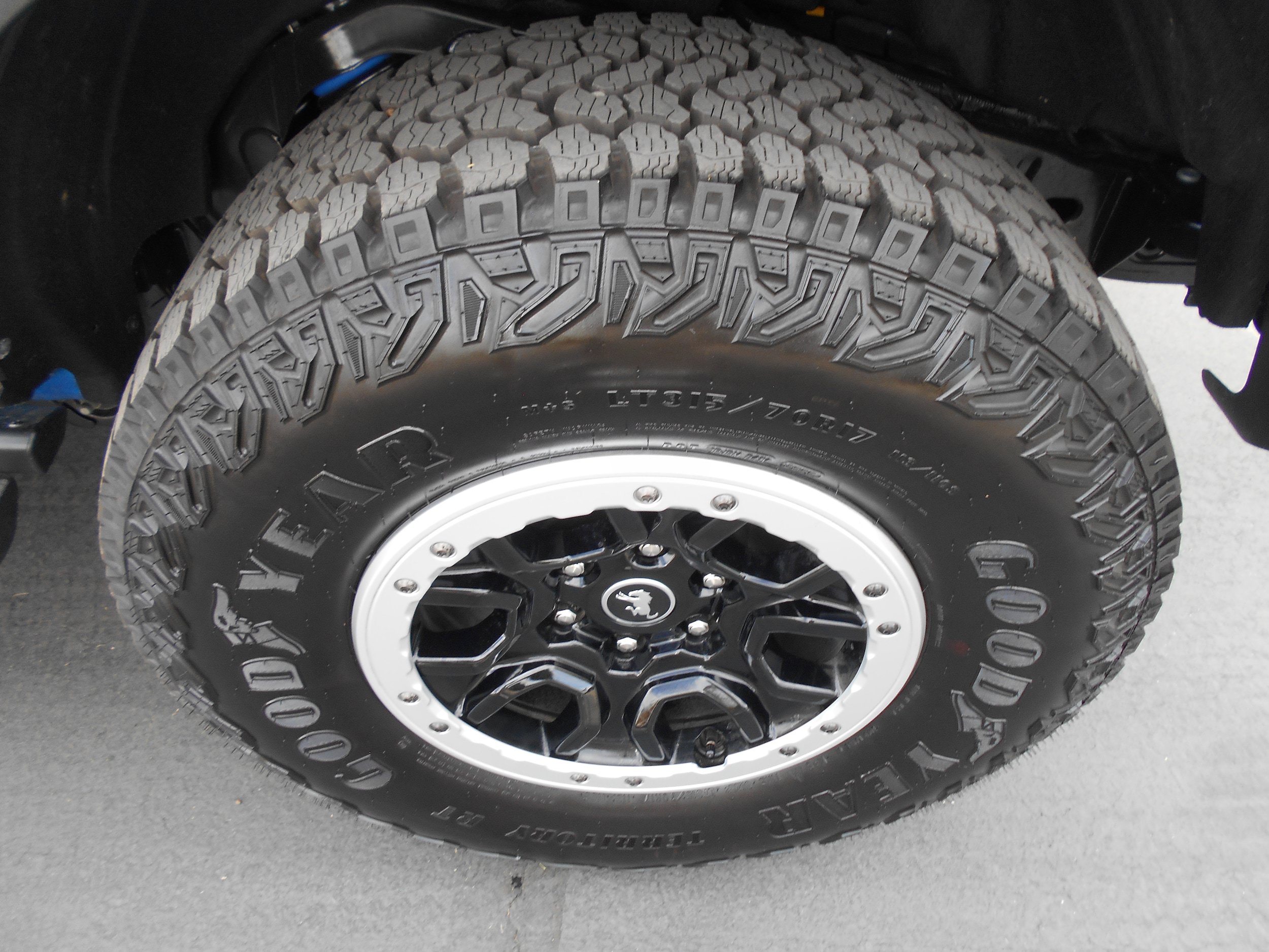 Used 2026 Ford Bronco Badlands AWD/4WD image 16