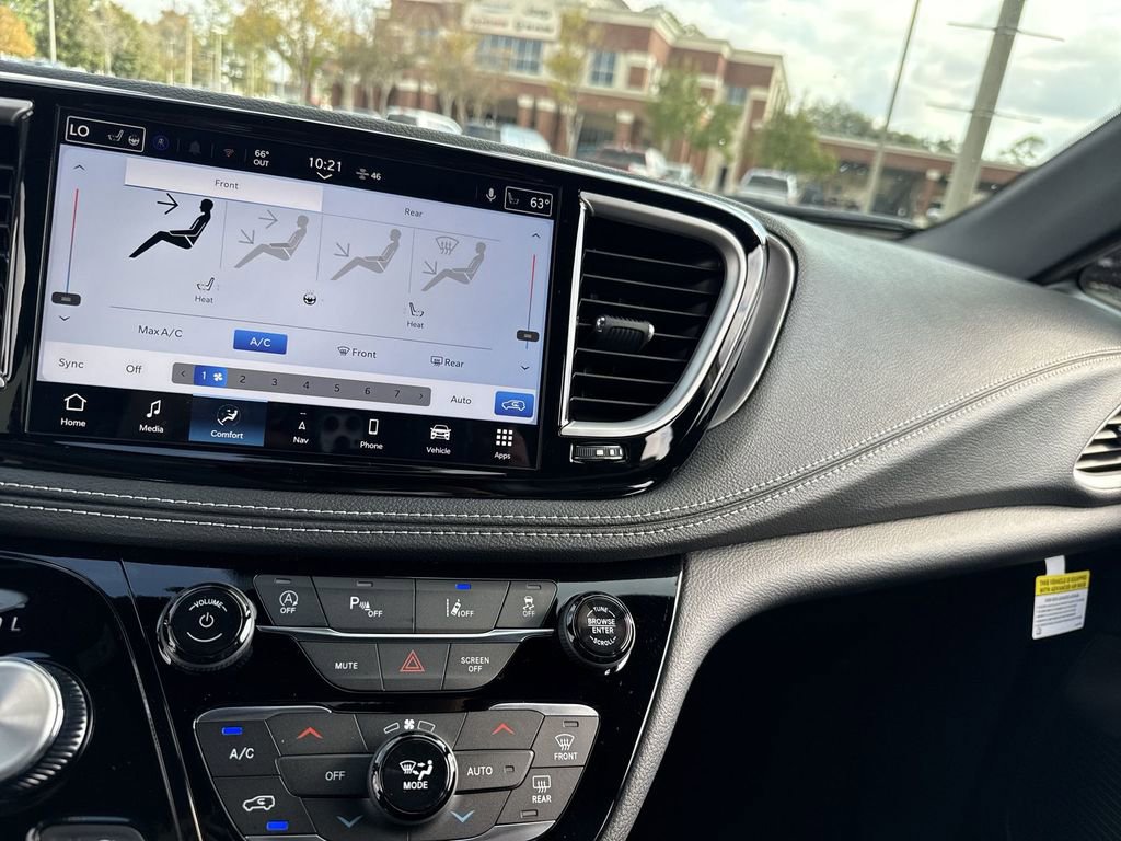 New 2026 Chrysler Pacifica Select image 21