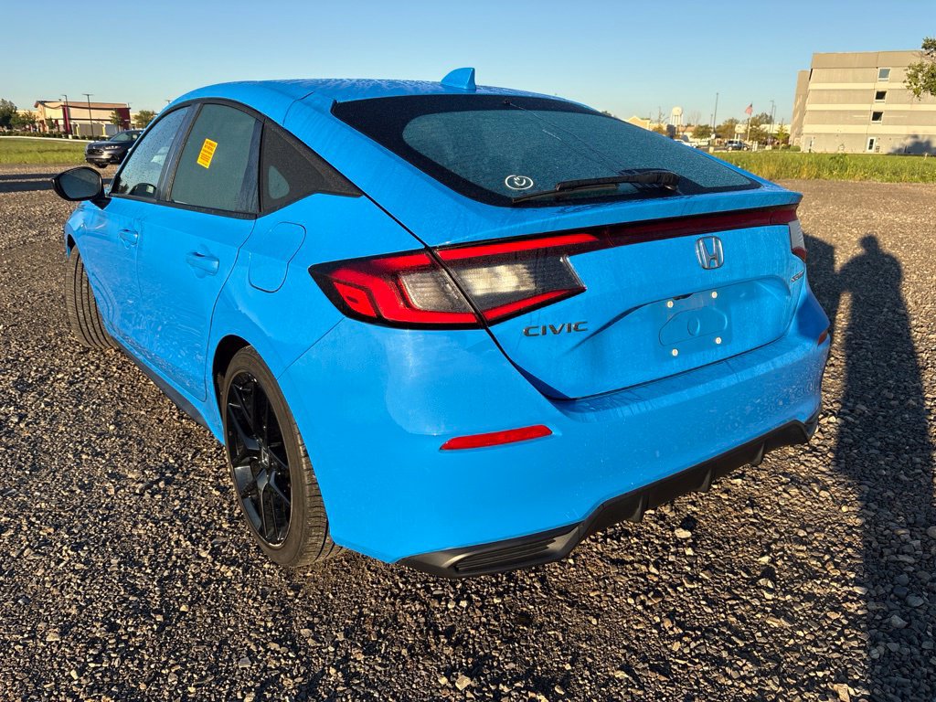 Used 2023 Honda Civic Sport image 8