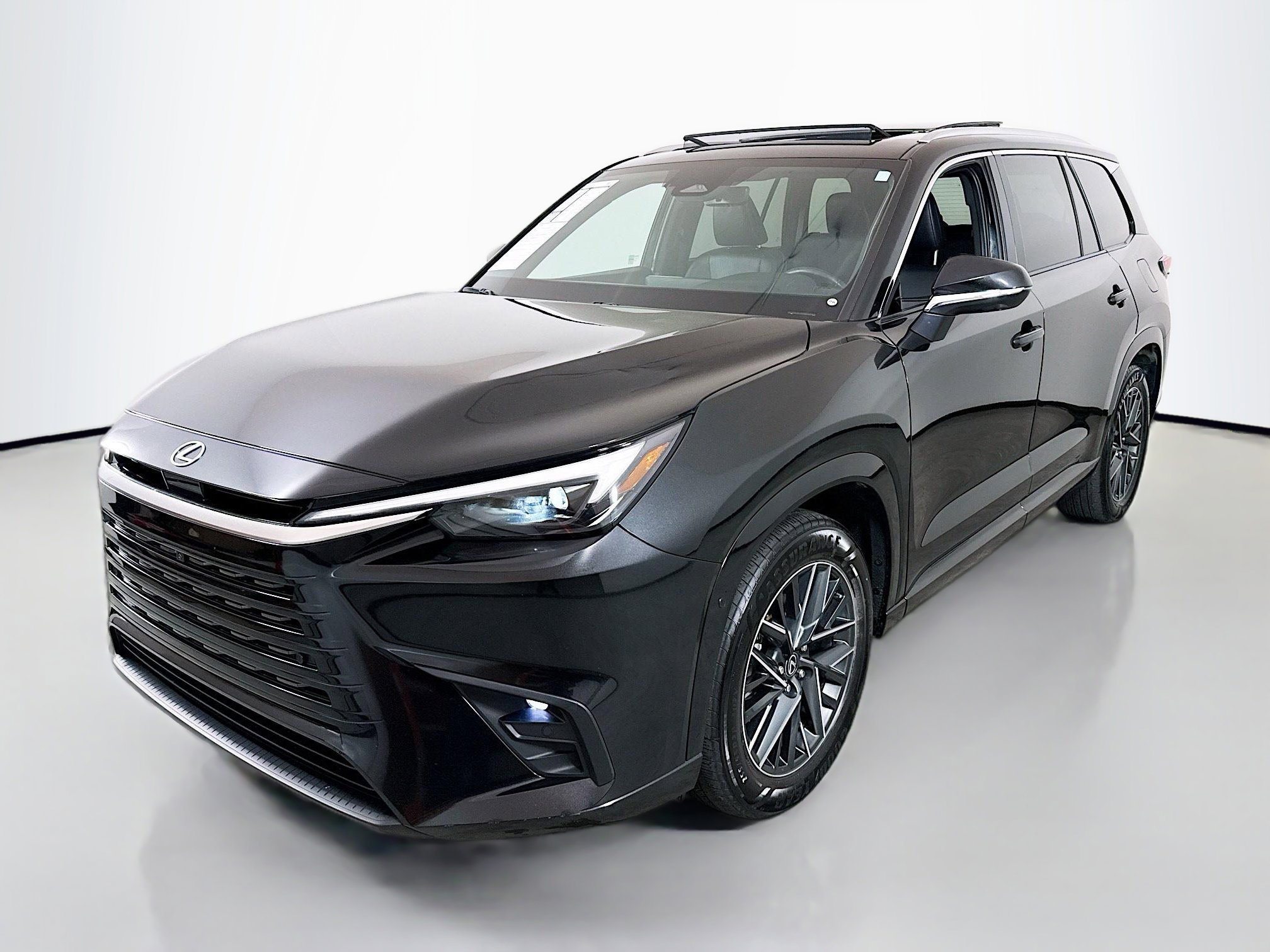 Used 2025 Lexus TX 350 AWD w/ Technology Package image 3