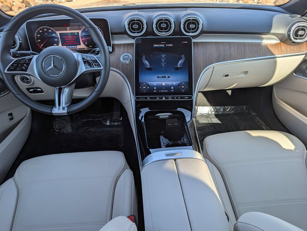 Used 2025 Mercedes-Benz C 300 4MATIC Sedan image 28