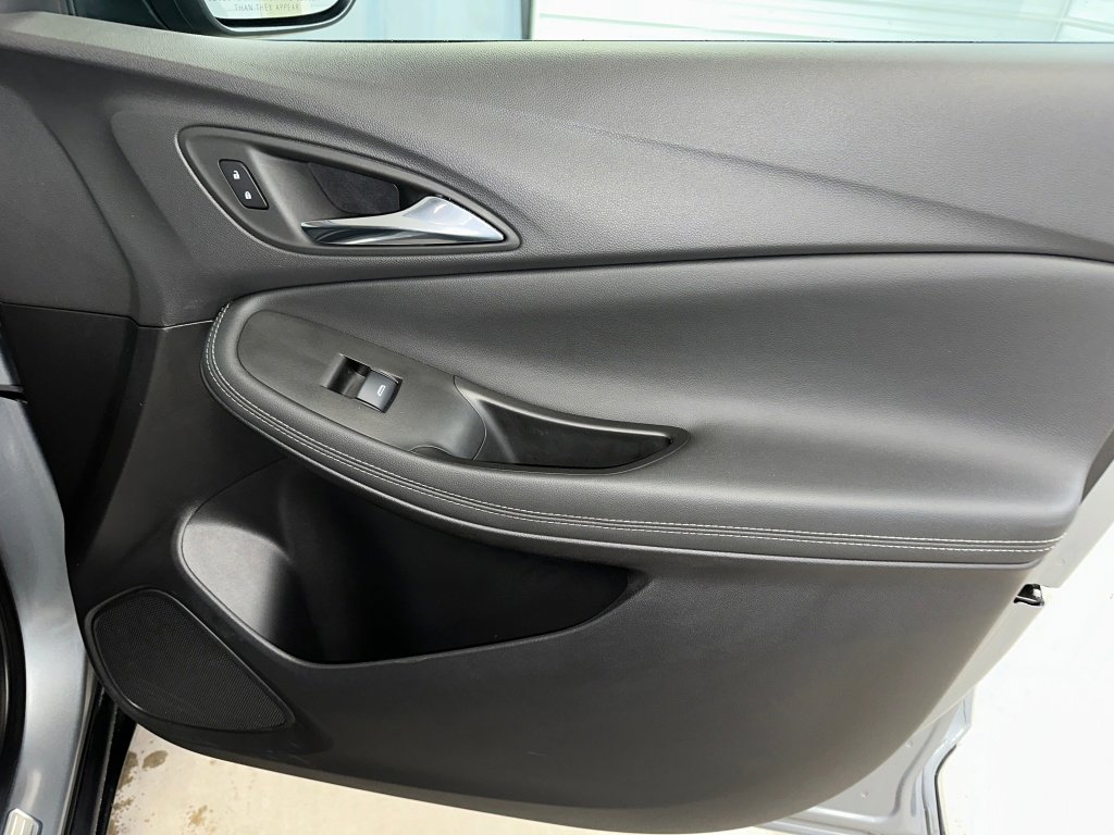 Certified 2023 Buick Encore GX Preferred w/ Cold Weather Comfort Package image 29