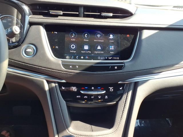 Used 2025 Cadillac XT5 Luxury image 9