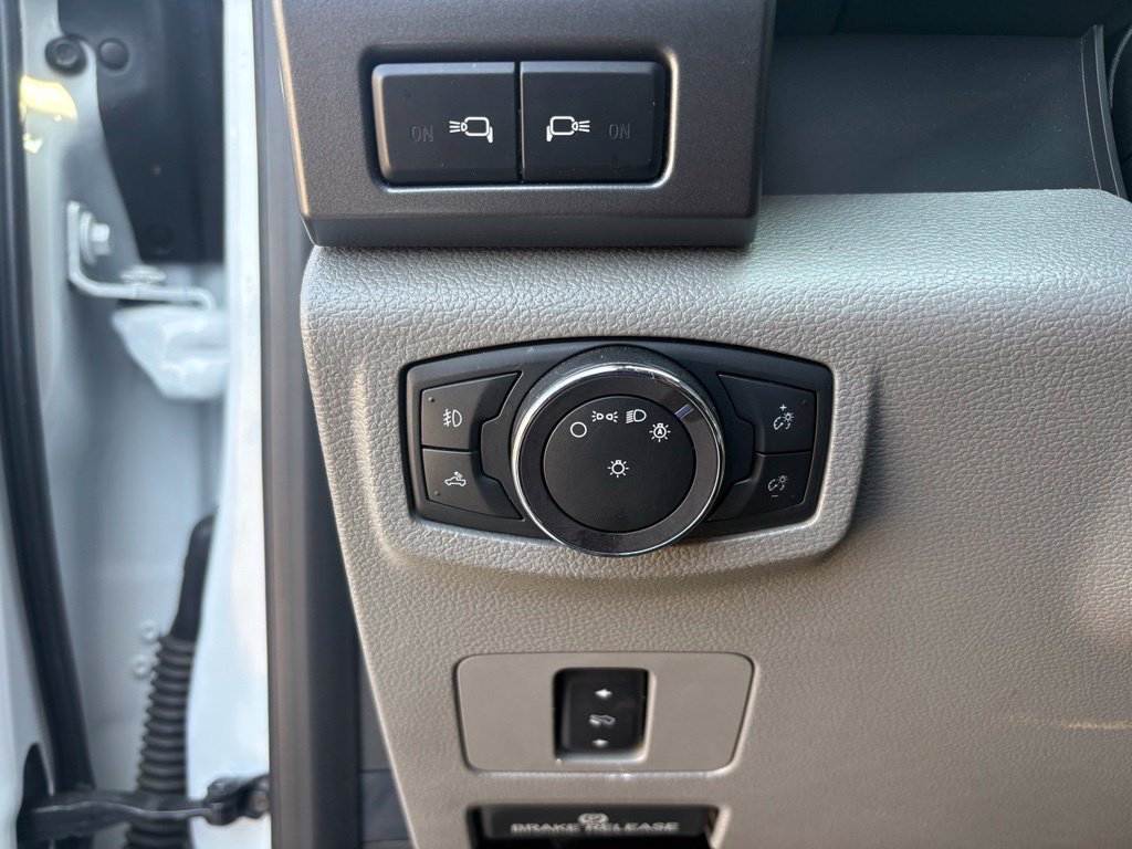 Used 2019 Ford F250 XLT w/ XLT Premium Package AWD/4WD image 14