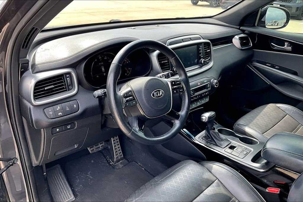 Used 2019 Kia Sorento SX image 15