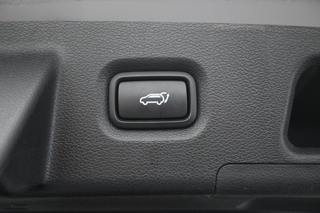 Used 2023 Hyundai Santa Fe Limited w/ Cargo Package AWD/4WD image 37