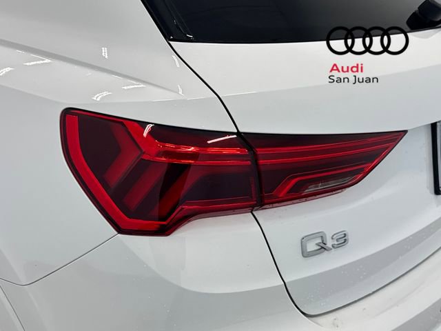 Used 2023 Audi Q3 2.0T Premium w/ Convenience Package image 5