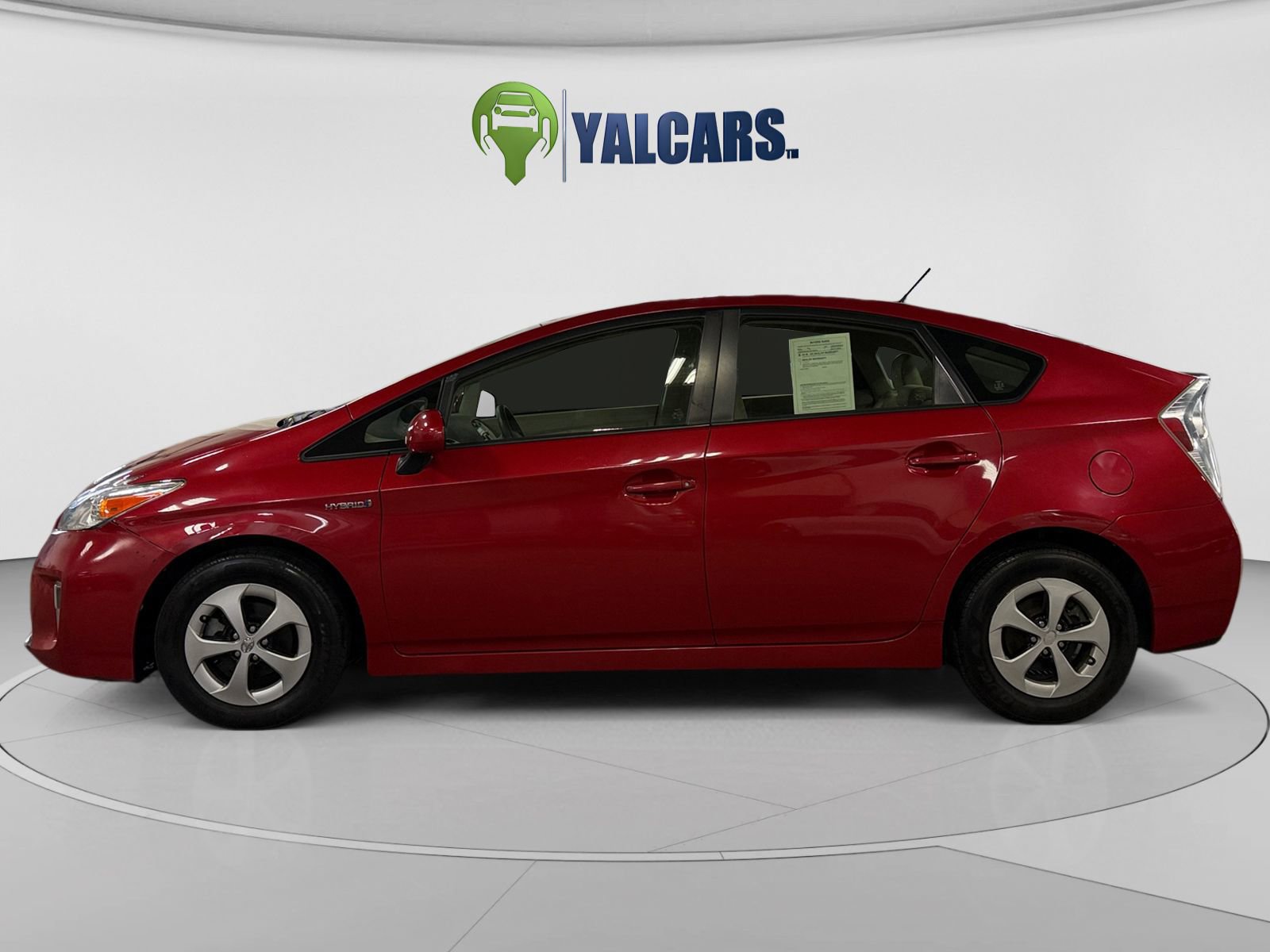 Used 2014 Toyota Prius Three FWD image 2