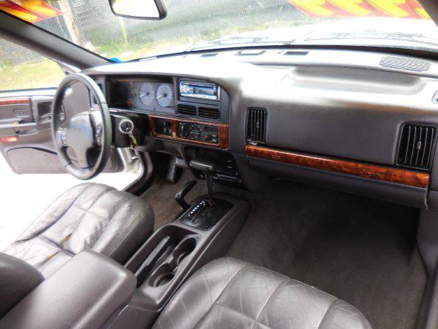 Used 1997 Jeep Grand Cherokee Limited AWD/4WD image 19