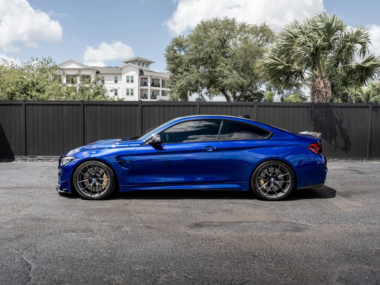 Used 2019 BMW M4 CS RWD image 7