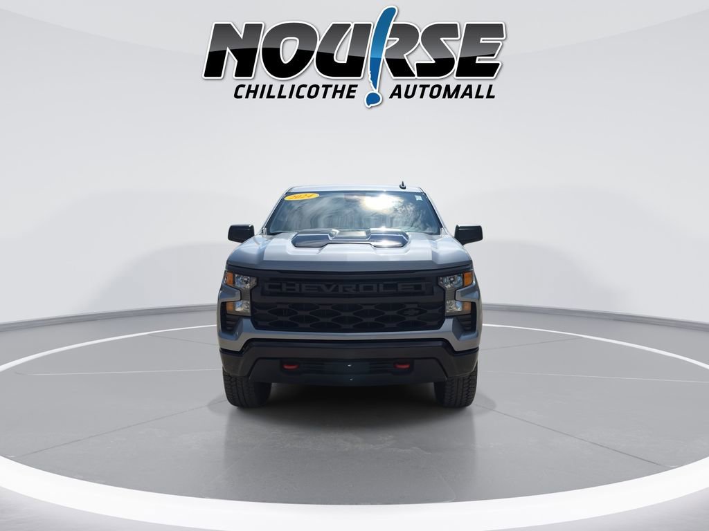 Used 2024 Chevrolet Silverado 1500 Custom Trail Boss w/ LPO, Dark Essentials Package AWD/4WD image 3