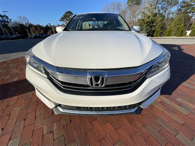 Used 2016 Honda Accord EX-L image 2
