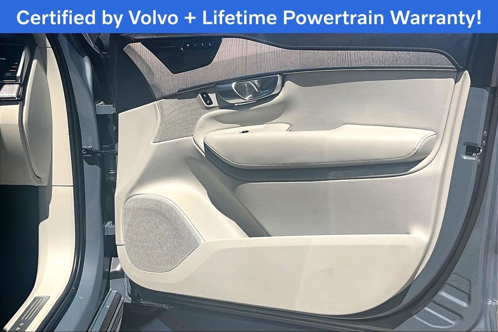 Used 2023 Volvo XC90 B6 Ultimate w/ Protection Package image 25