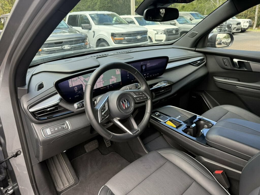 Used 2026 Buick Enclave Preferred FWD image 3