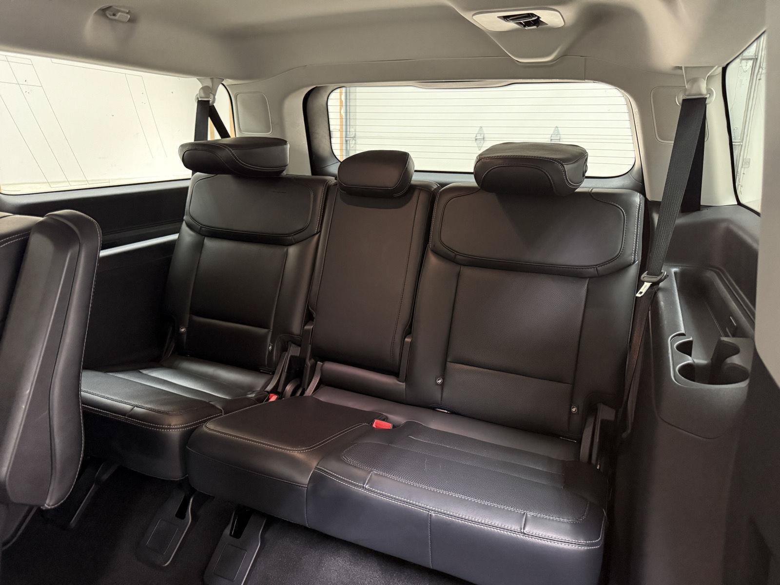Used 2025 Ford Expedition Max Platinum AWD/4WD image 27