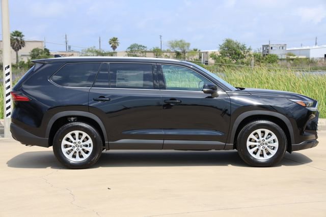 New 2026 Toyota Grand Highlander XLE image 4