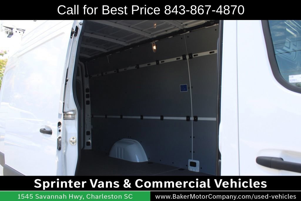Used 2024 Mercedes-Benz Sprinter 2500 image 21