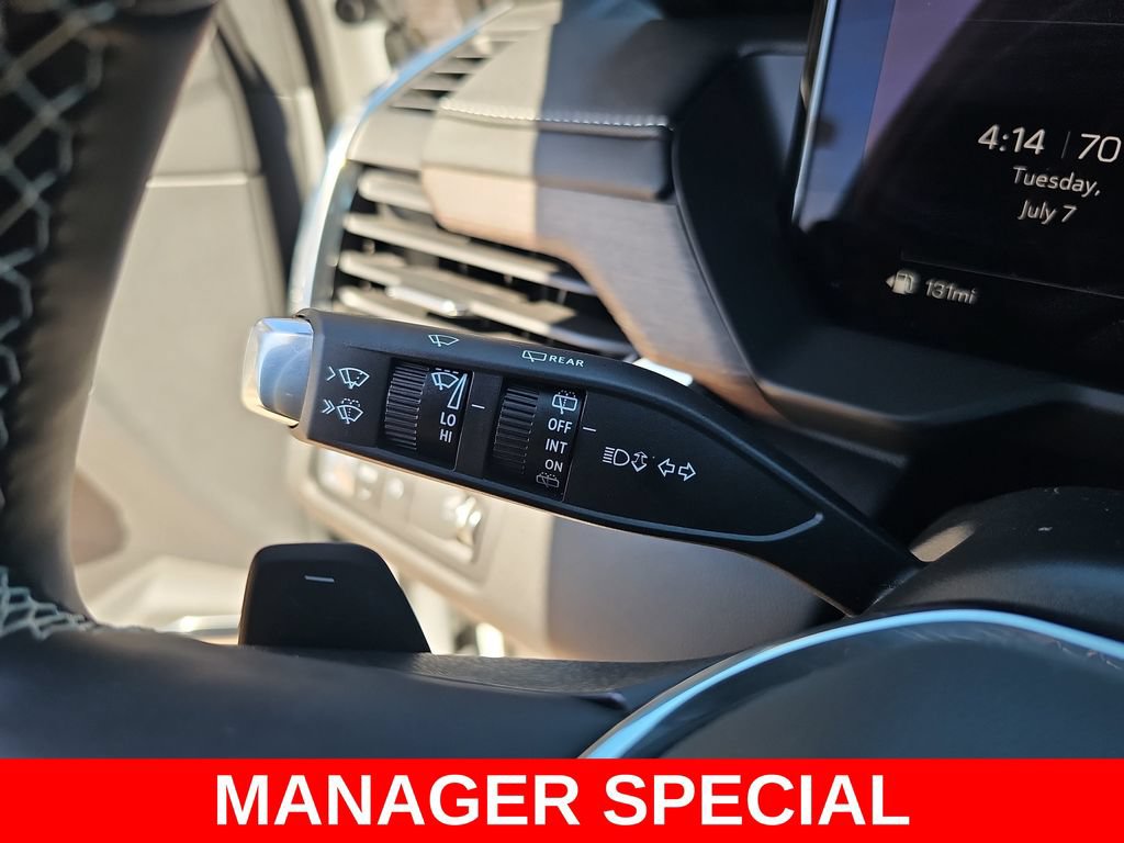 Used 2024 GMC Acadia Denali w/ Super Cruise Package FWD image 28