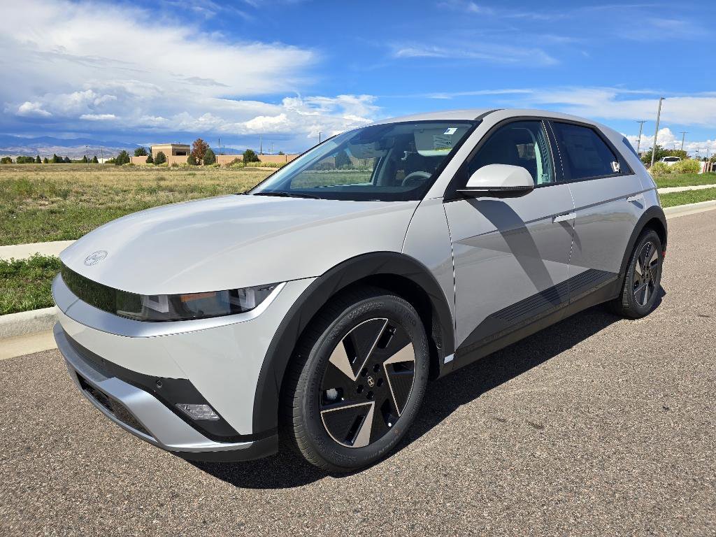 New 2025 Hyundai Ioniq 5 SE
