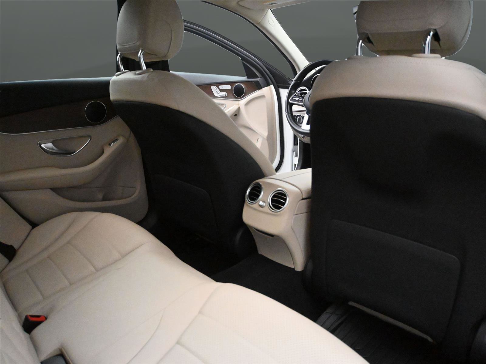 Used 2020 Mercedes-Benz C 300 4MATIC Sedan image 21