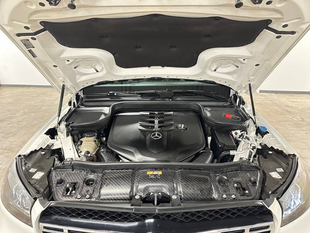 Used 2020 Mercedes-Benz GLS 580 4MATIC image 4