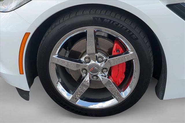 Used 2015 Chevrolet Corvette Stingray Convertible w/ 2LT Preferred Equipment Group RWD image 21