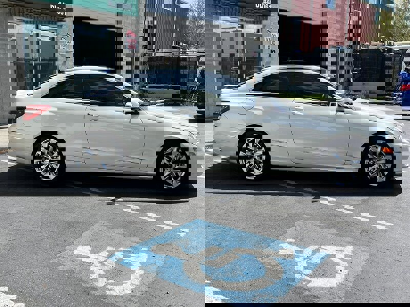 Used 2011 Mercedes-Benz E 350 Coupe image 8