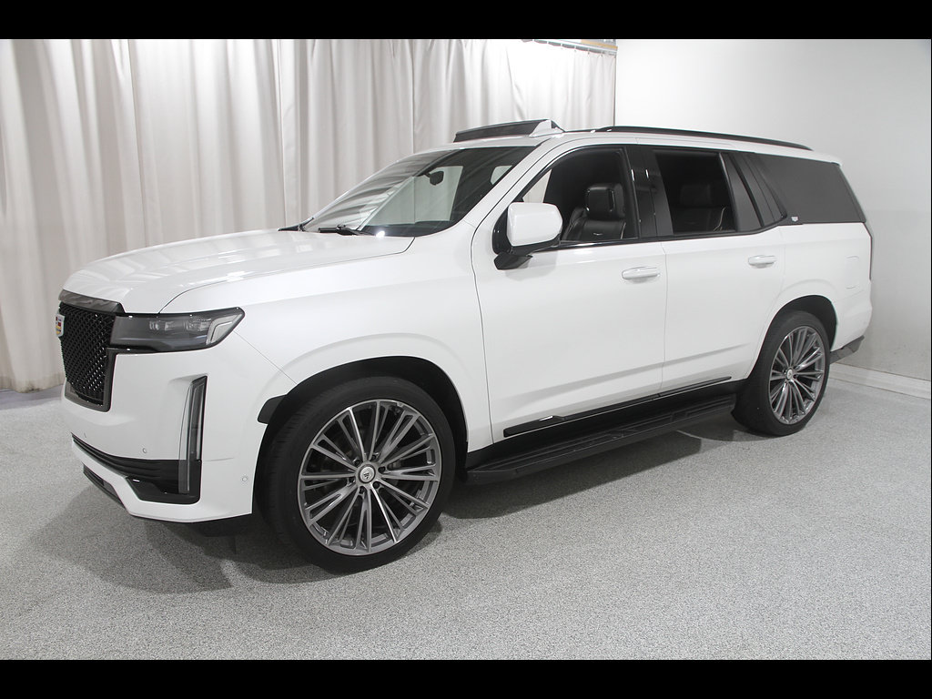 Used 2021 Cadillac Escalade Sport w/ Driver Assist Tech Package AWD/4WD image 3