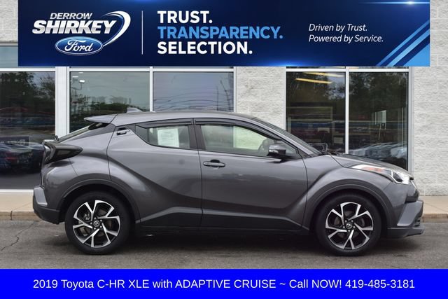 Used 2019 Toyota C-HR XLE FWD image 3
