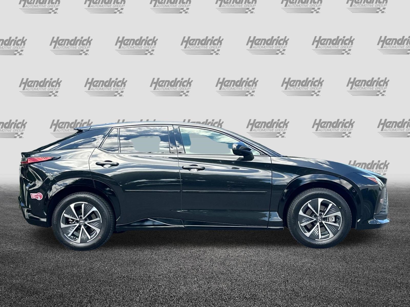 Certified 2023 Lexus RZ 450e Premium w/ Technology Package AWD/4WD image 3