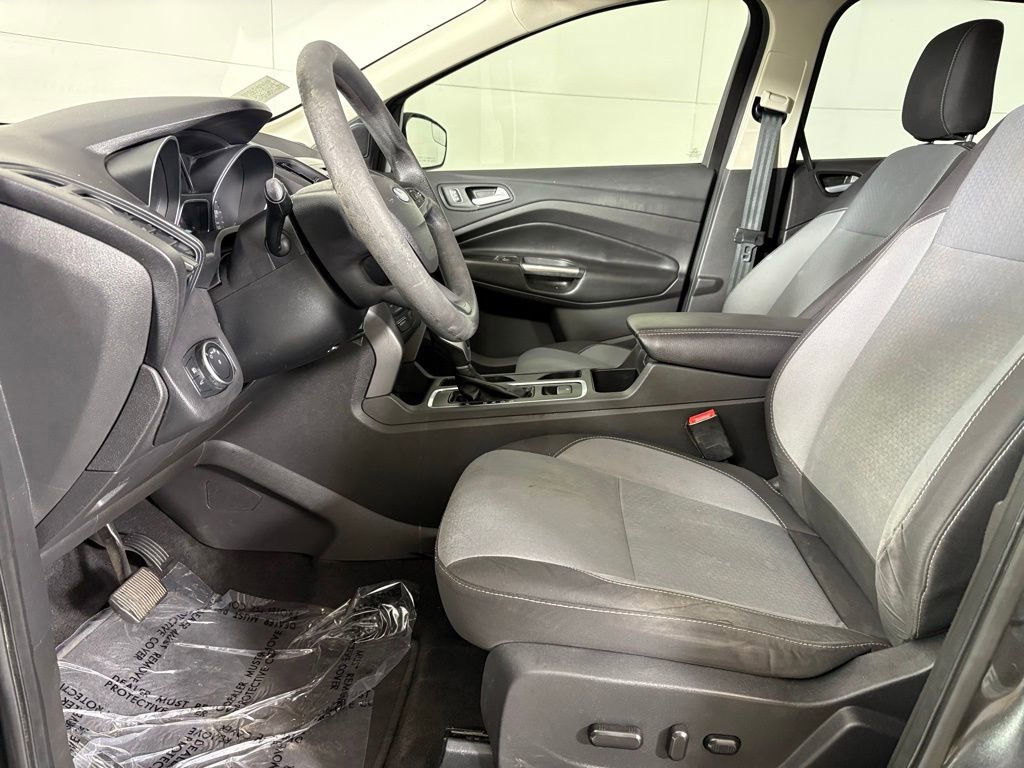 Used 2018 Ford Escape SE image 20