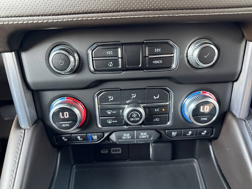 Used 2023 GMC Yukon SLT w/ Max Trailering Package AWD/4WD image 21