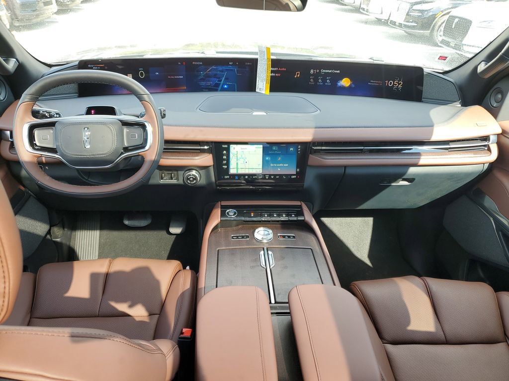 New 2025 Lincoln Navigator L Reserve image 15