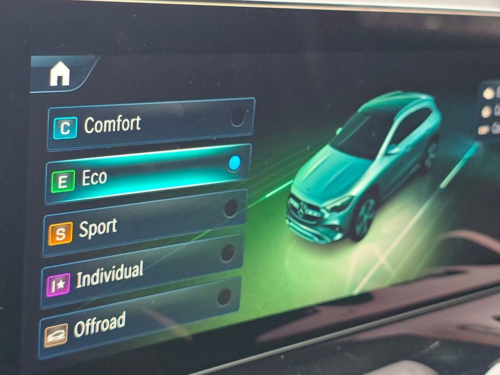 New 2026 Mercedes-Benz GLA 250 4MATIC image 33
