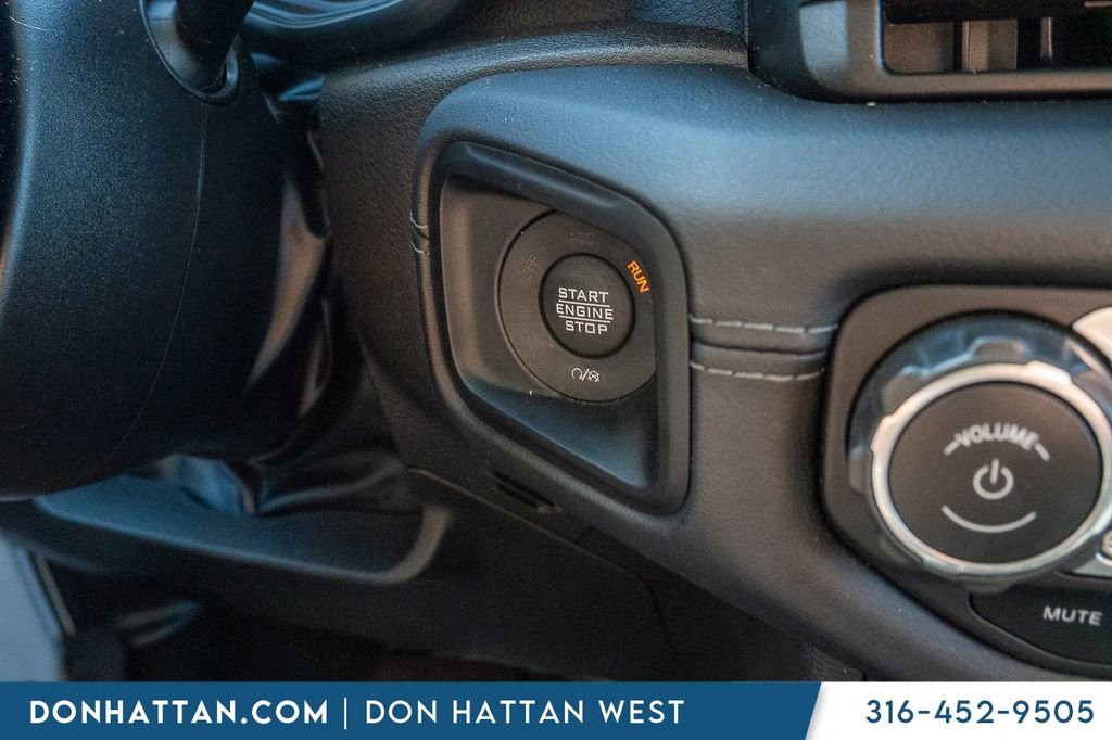 Used 2024 Jeep Wrangler Unlimited Rubicon image 12