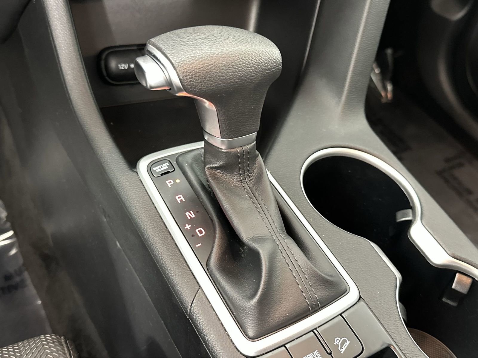 Used 2022 Kia Sportage LX image 20