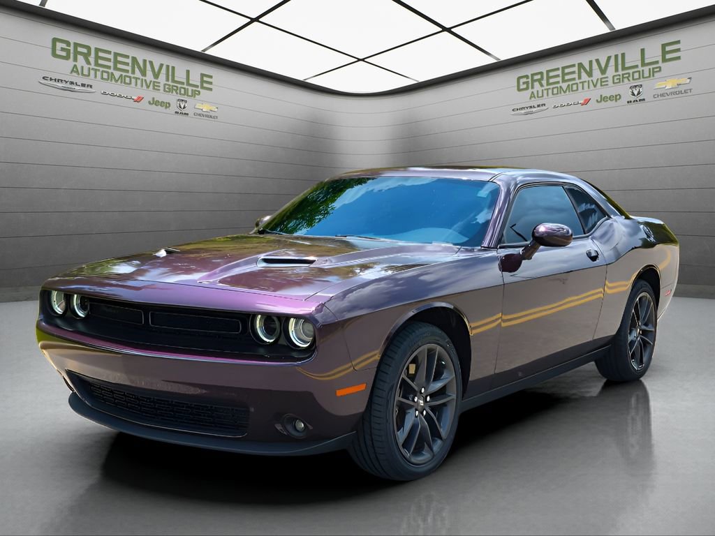 Used 2022 Dodge Challenger SXT w/ Blacktop Package image 1