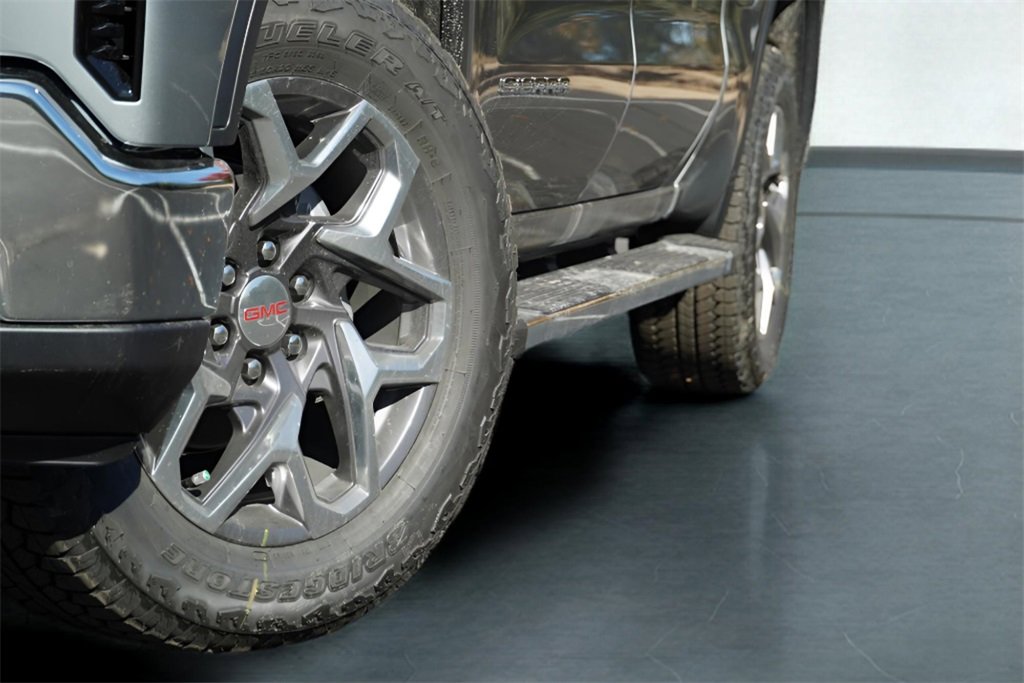 New 2026 GMC Sierra 1500 SLT image 37