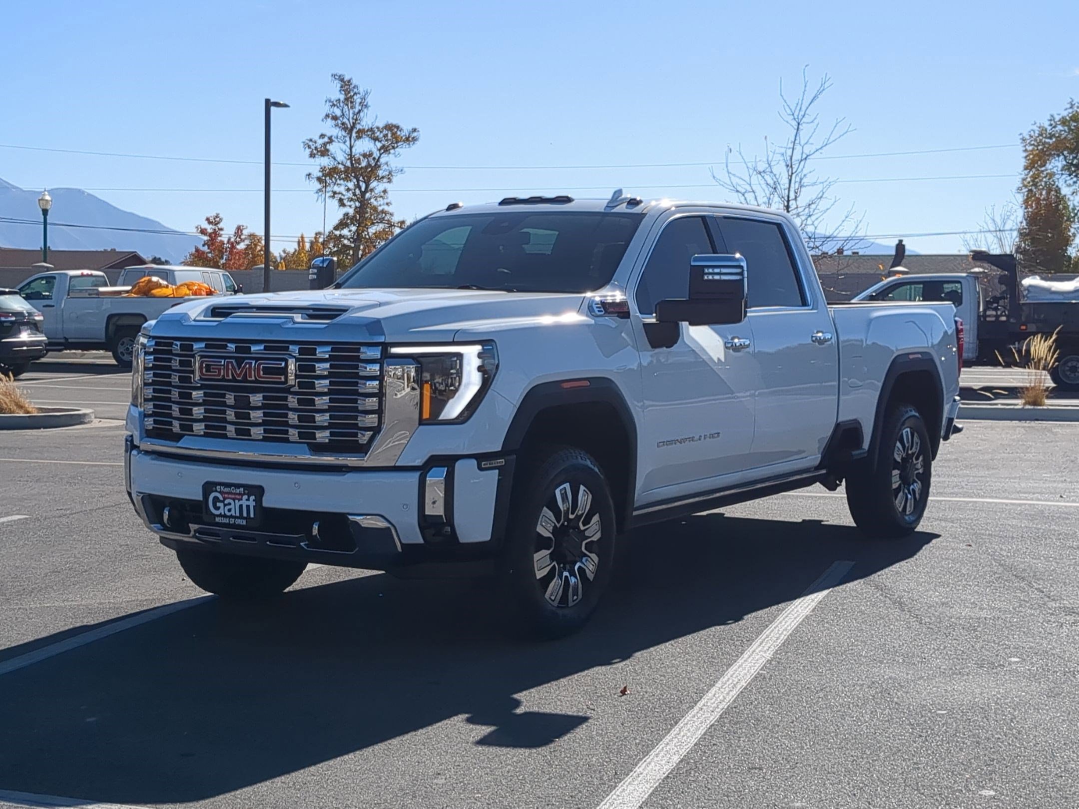 Used 2024 GMC Sierra 2500 Denali image 10