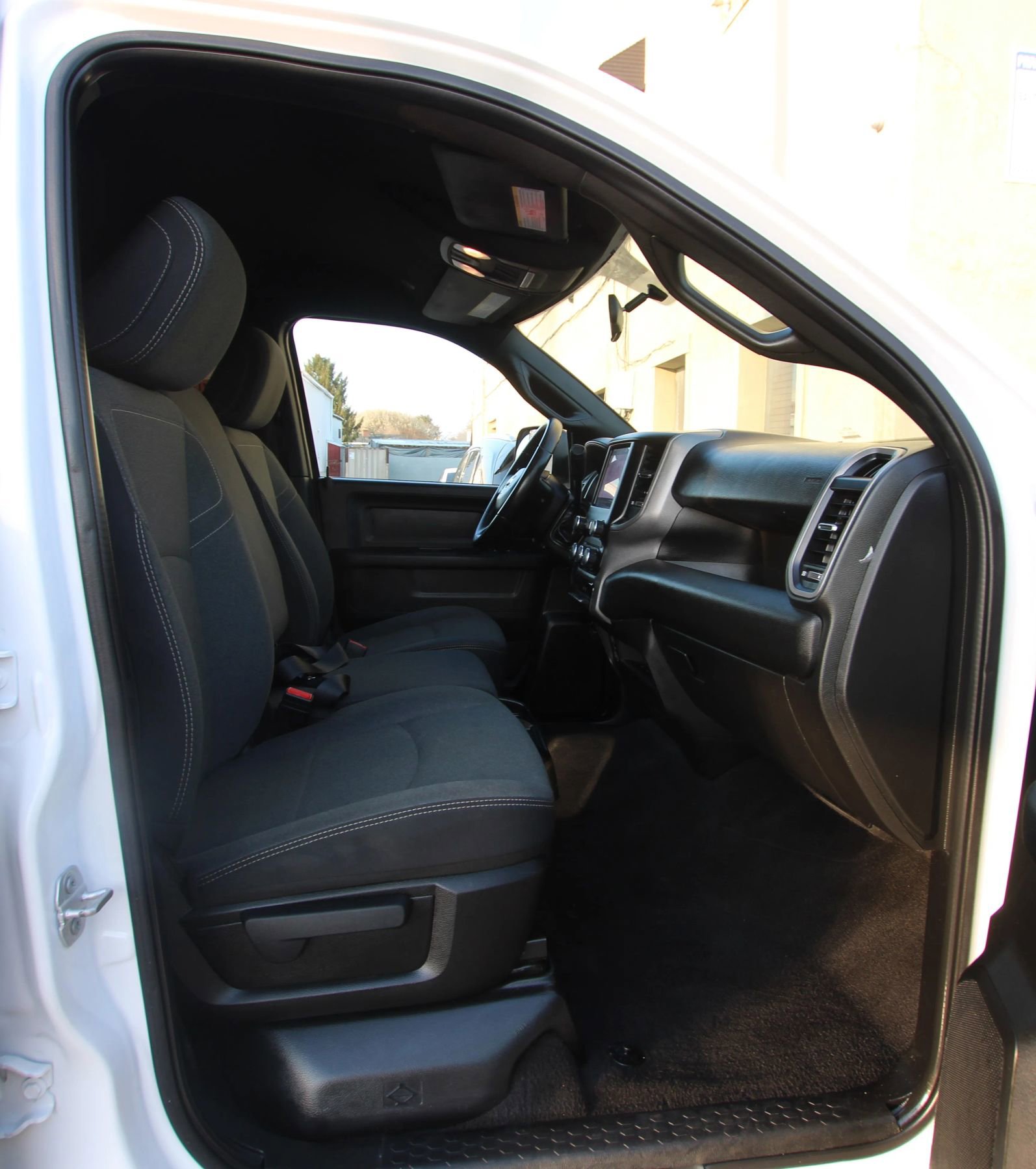 Used 2022 RAM 3500 Tradesman image 11